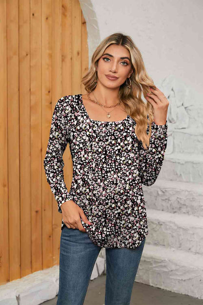 Blusa estampada de manga larga con cuello cuadrado