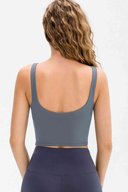 Cropped Scoop Neck Active Tank Top