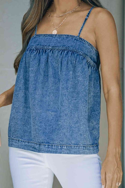 Camisole en denim smockée à bretelles réglables