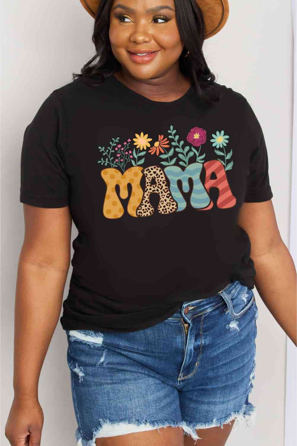 T-shirt en coton graphique MAMA pleine taille Simply Love