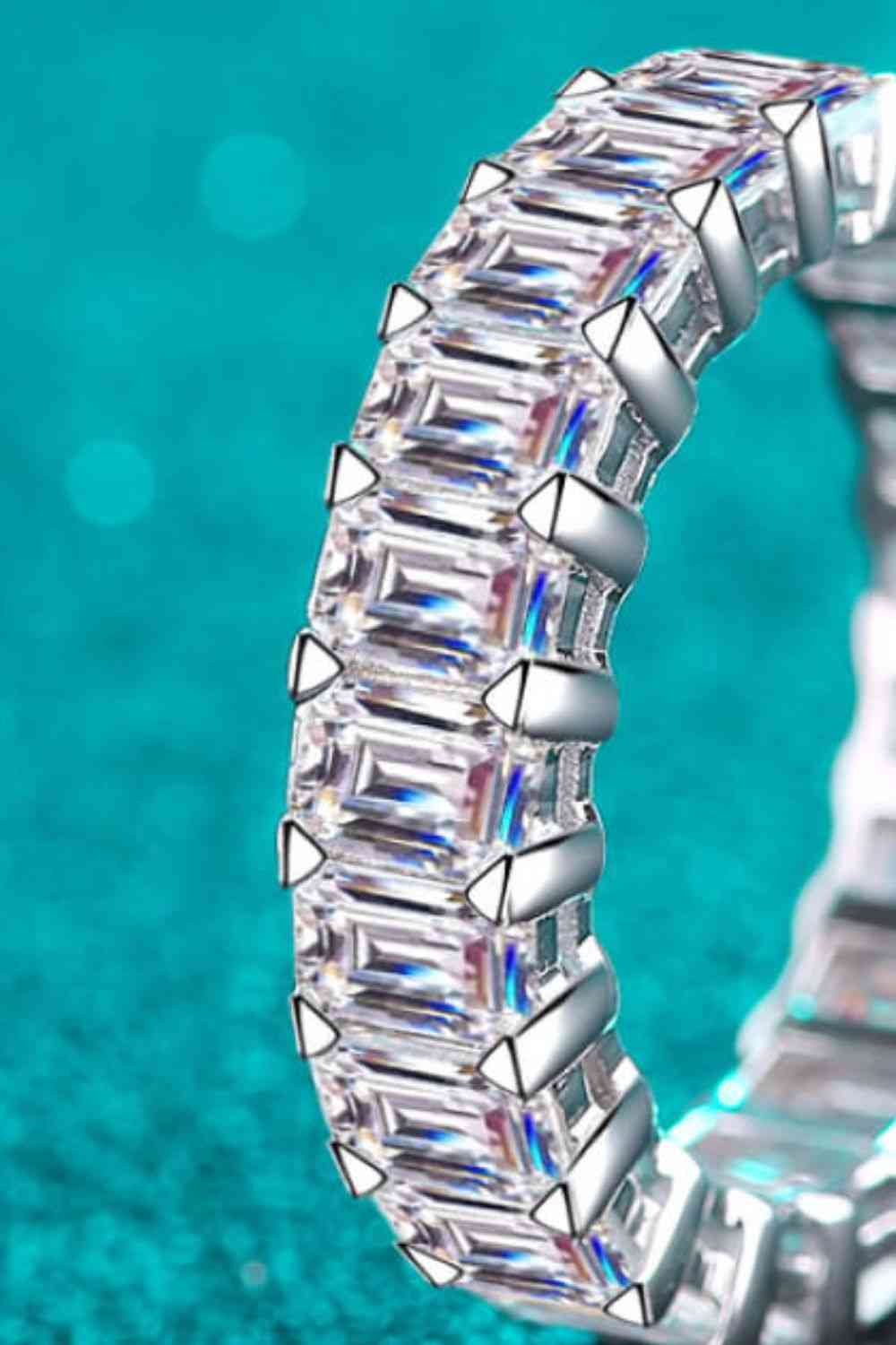 Bague plaquée rhodium moissanite 10,5 carats