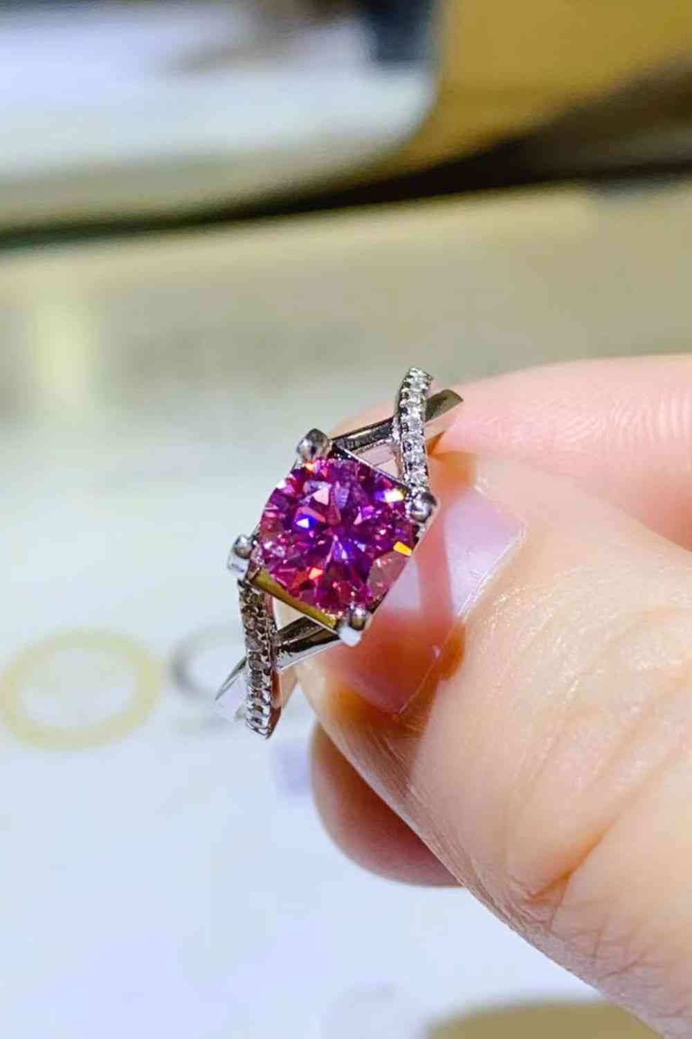 Bague en argent sterling 925 entrecroisée en moissanite de 1 carat