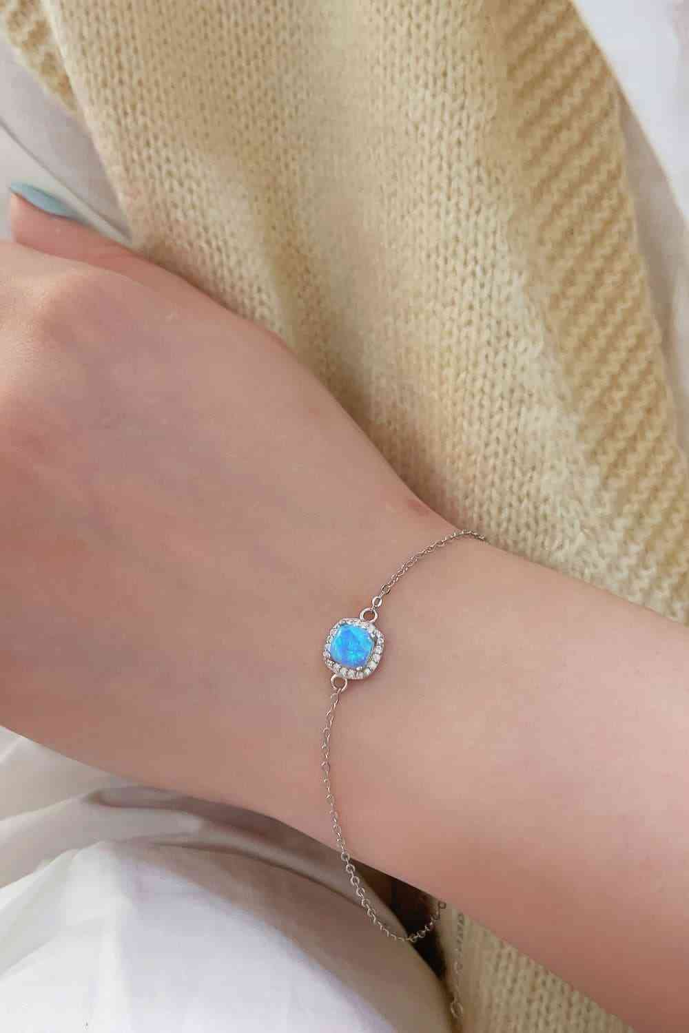 Pulsera de ópalo chapada en platino