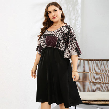 Robe Imprimée Bicolore à Manches Flutter de Grande Taille