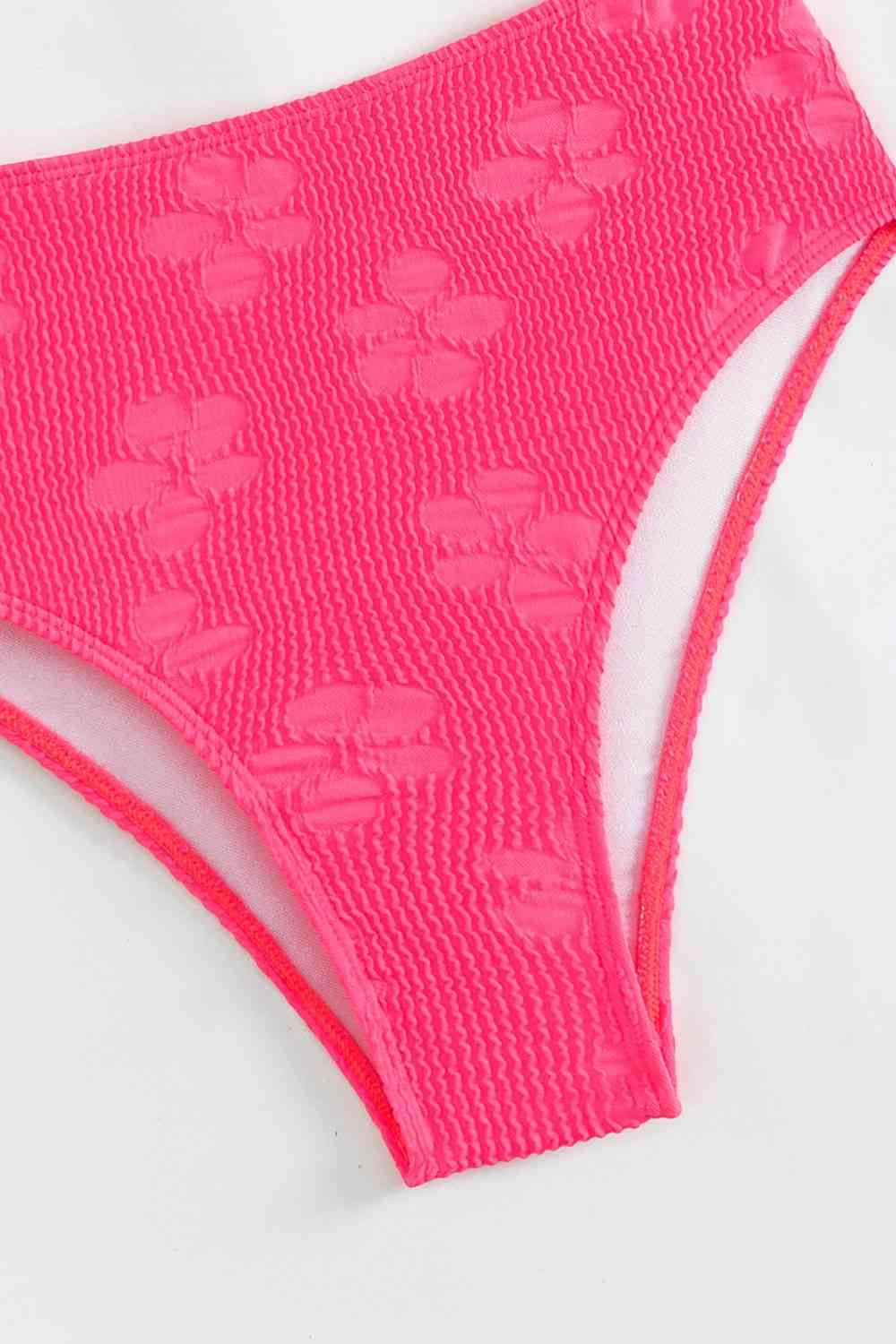 Ensemble de bikini texturé à détail torsadé