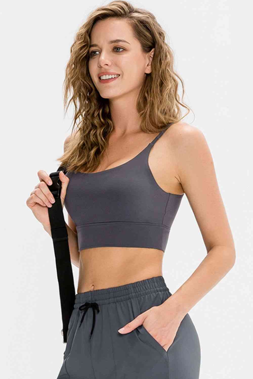 Soutien-gorge actif long à encolure dégagée