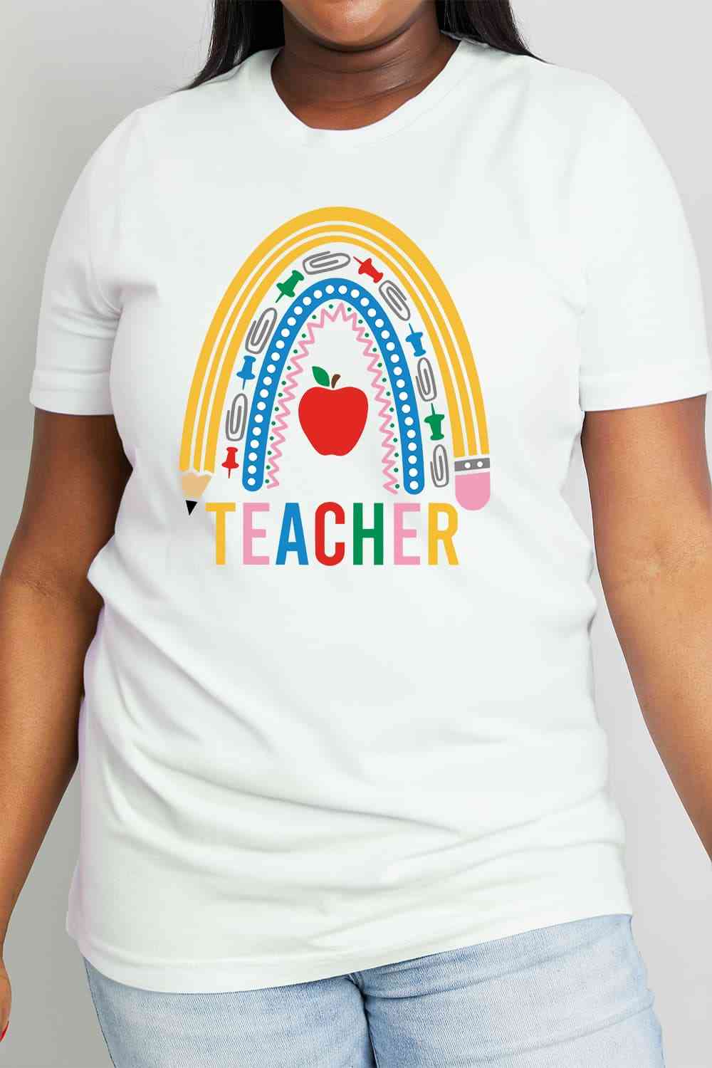 Simply Love T-shirt en coton graphique arc-en-ciel pleine taille TEACHER