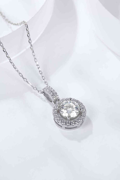 Collier pendentif rond moissanite 2 carats