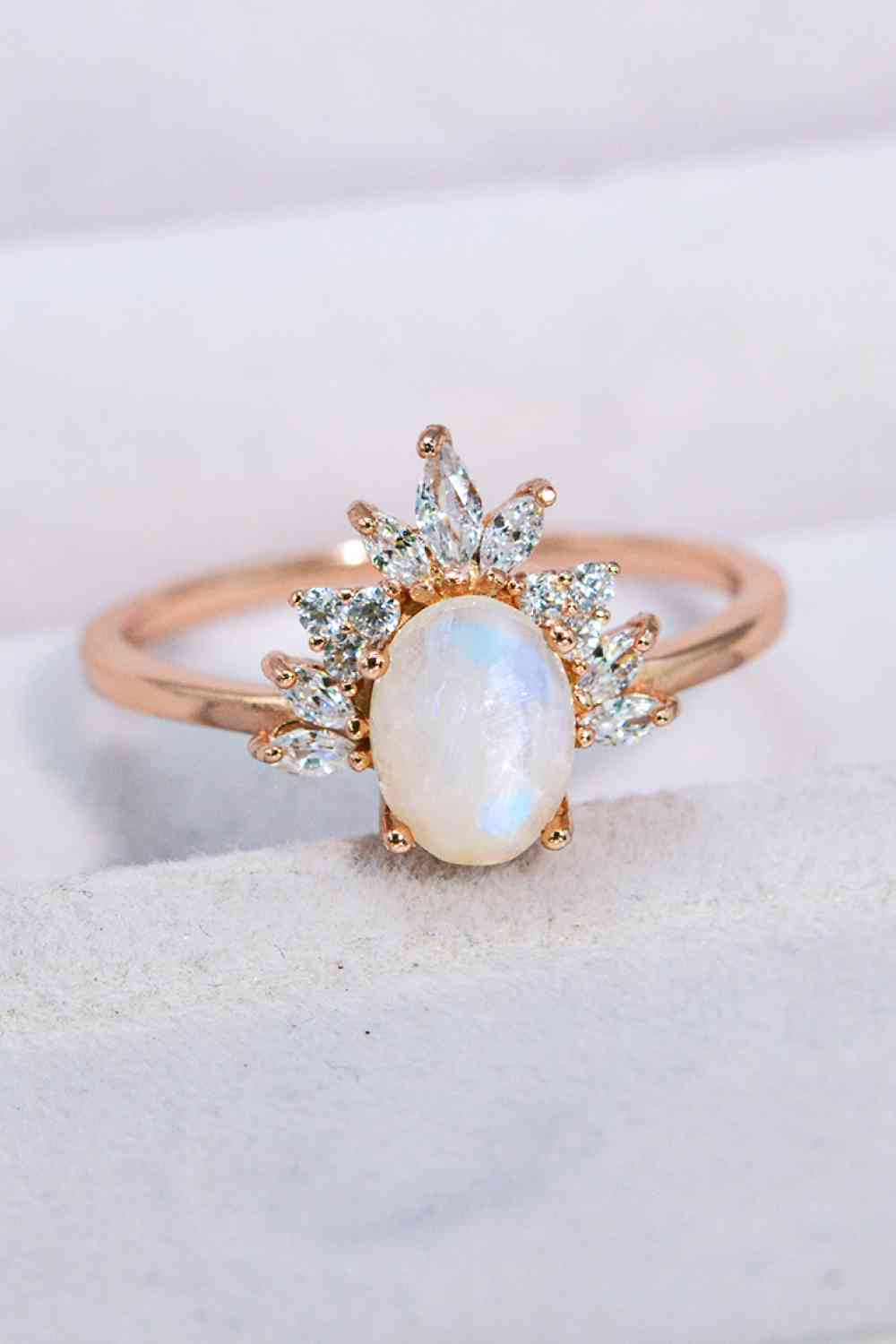 Anillo De Piedra Luna Natural Chapado En Oro Rosa De 18 Quilates