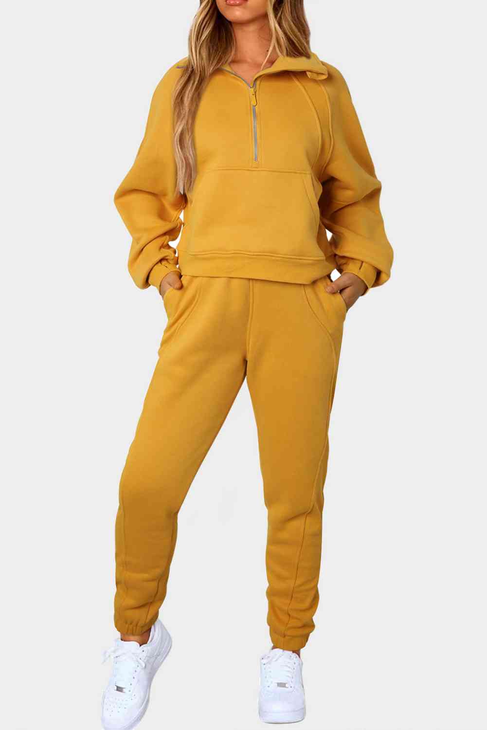 Ensemble de sport demi-zip avec poches