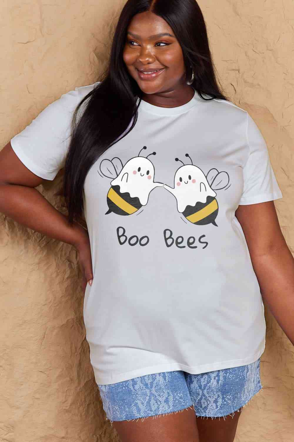 Simply Love T-shirt en coton graphique BOO BEES pleine taille