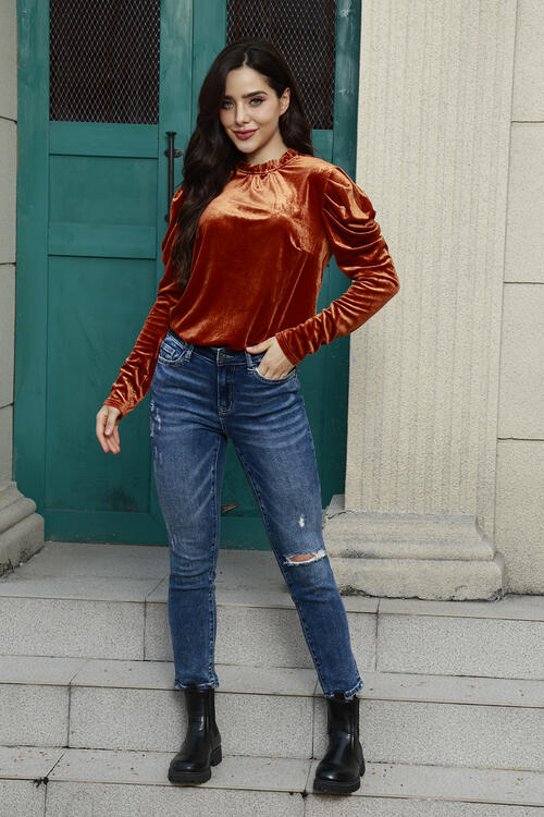 Round Neck Puff Sleeve Velvet Blouse