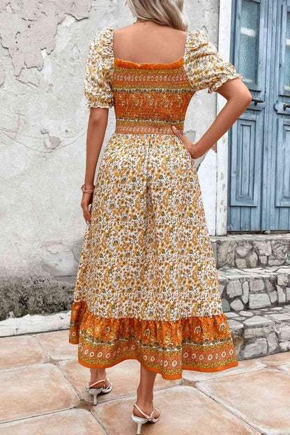 Vestido bohemio con mangas abullonadas y cuello cuadrado