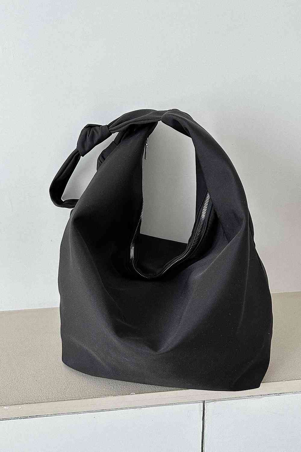 Sac bandoulière surdimensionné en nylon