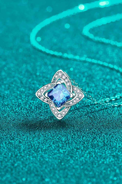 Collier pendentif floral moissanite 1 carat