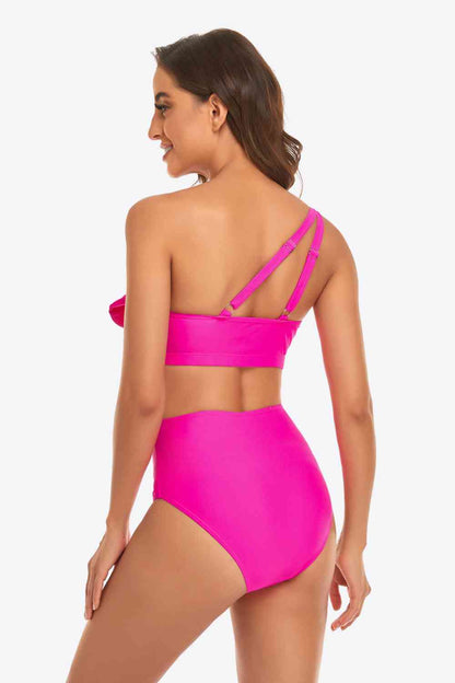 Conjunto de bikini con volantes y un solo hombro con hebilla