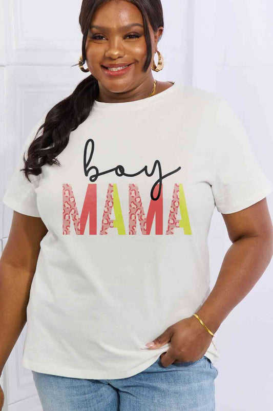 Simply Love T-shirt en coton graphique BOY MAMA pleine taille