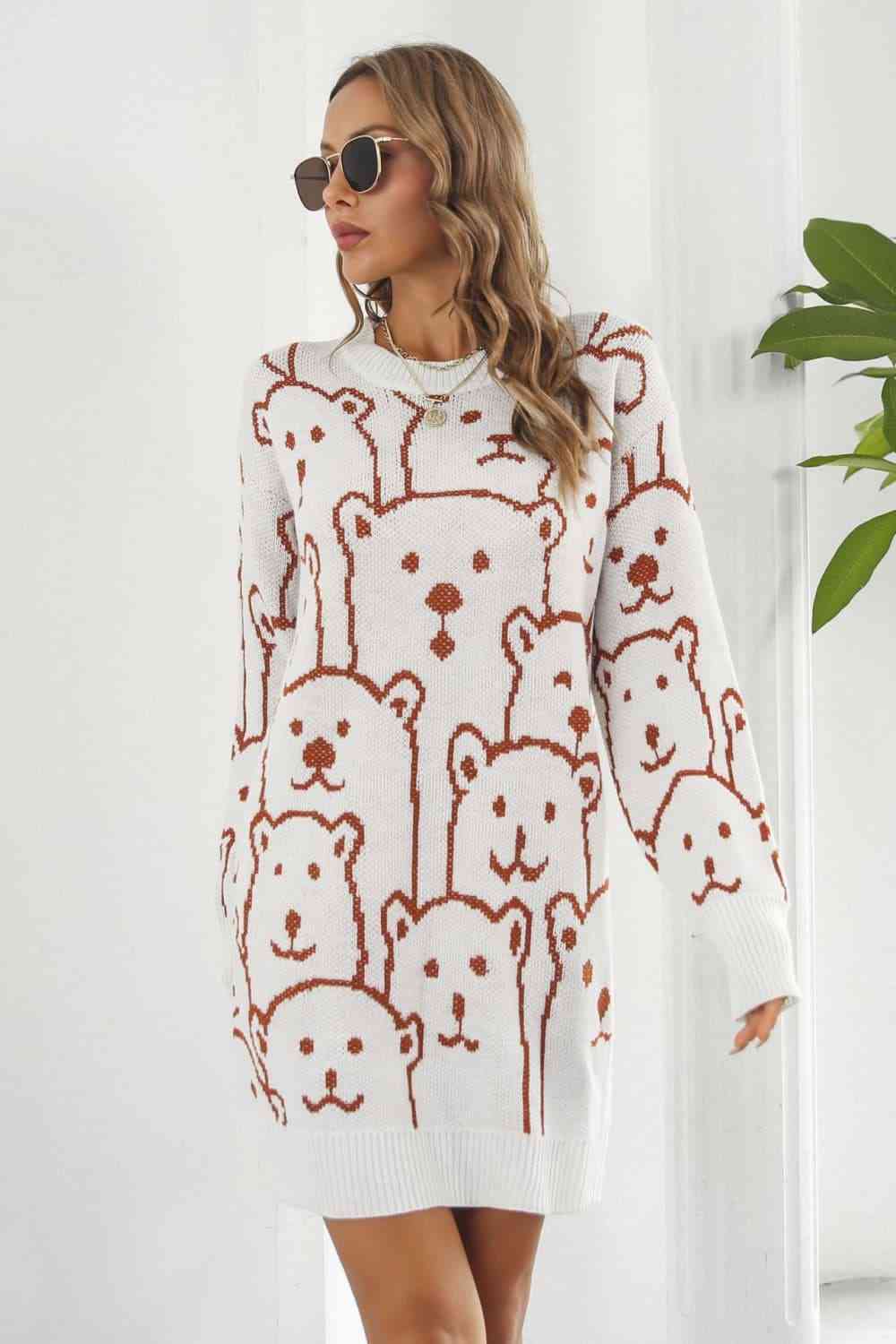 Robe pull à col rond et motif ours