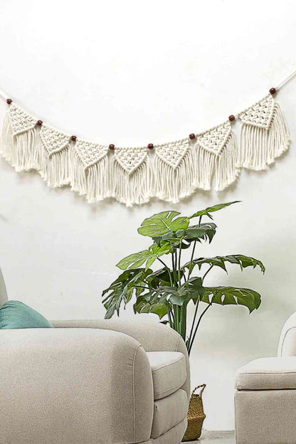 Colgante de pared con flecos de macramé con adornos de cuentas