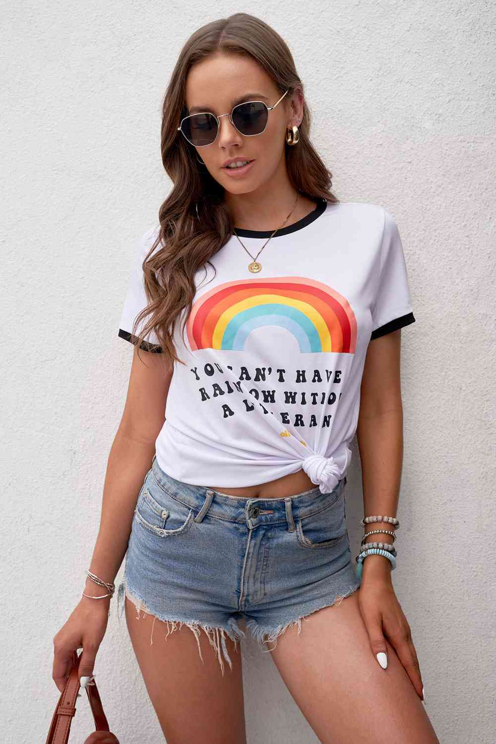 T-shirt à manches courtes avec graphique arc-en-ciel