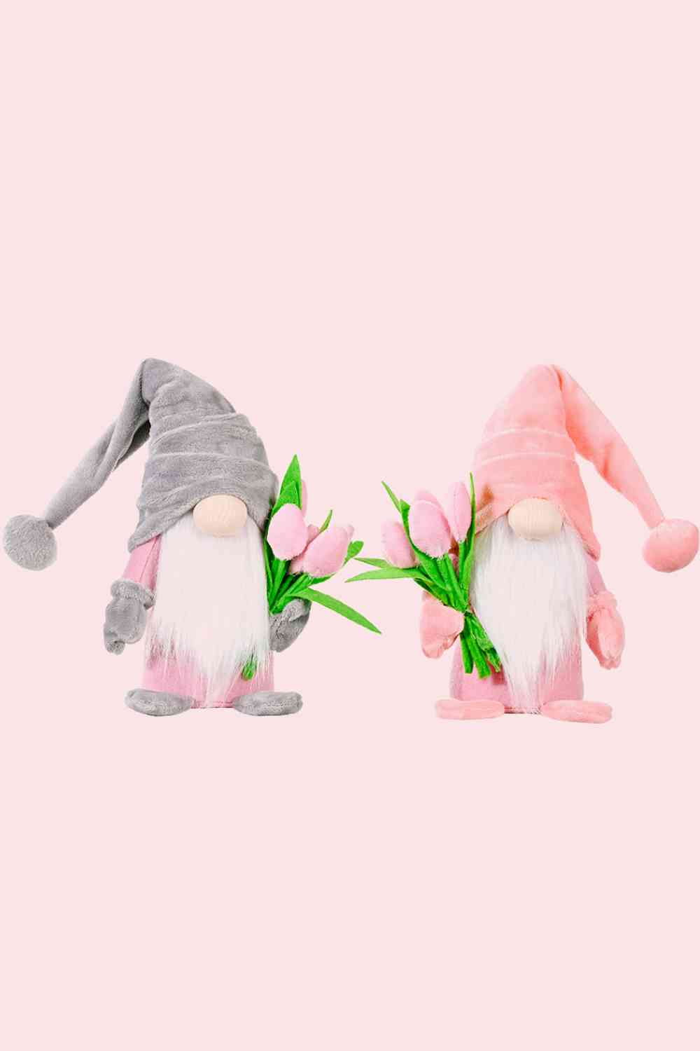 Gnome en peluche mignon debout avec tulipe 