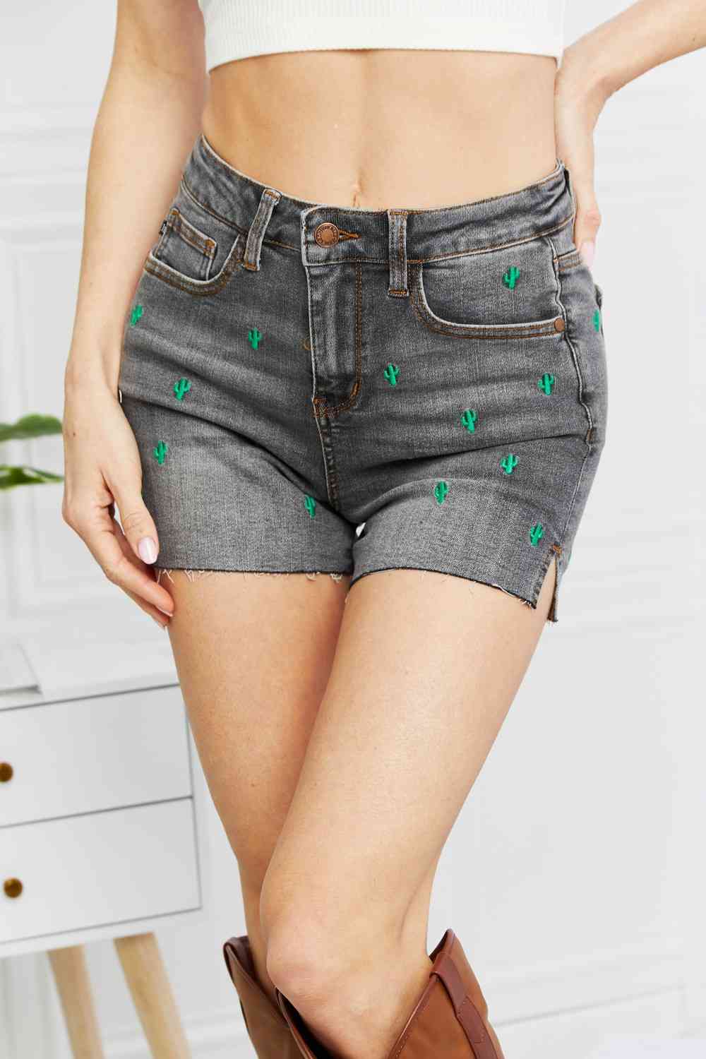 Judy Blue Full Size Cactus Contrast Raw Hem Slit Denim Shorts