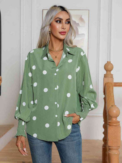 Chemise boutonnée à manches lanterne et col à pois