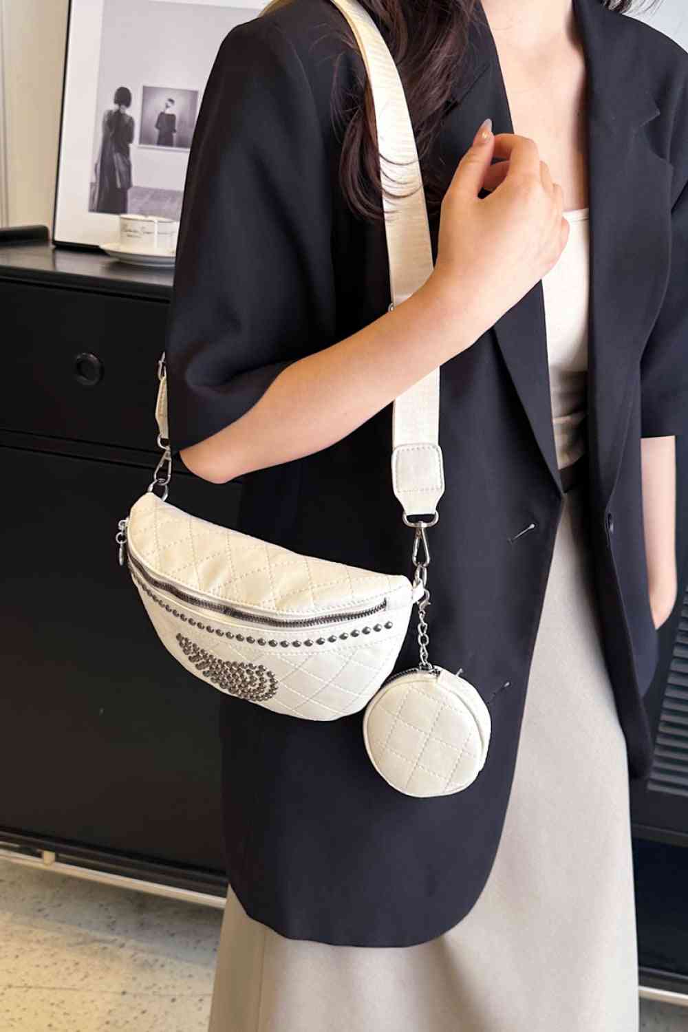 Sac à bandoulière en cuir PU clouté avec petit sac à main