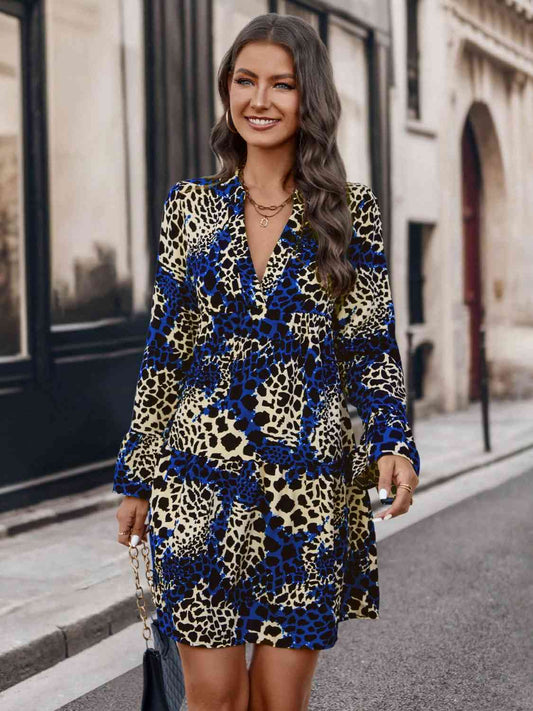 Vestido de manga larga con muescas de leopardo