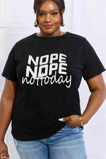 Simply Love T-shirt en coton graphique NOPE NOPE NOT TODAY pleine taille