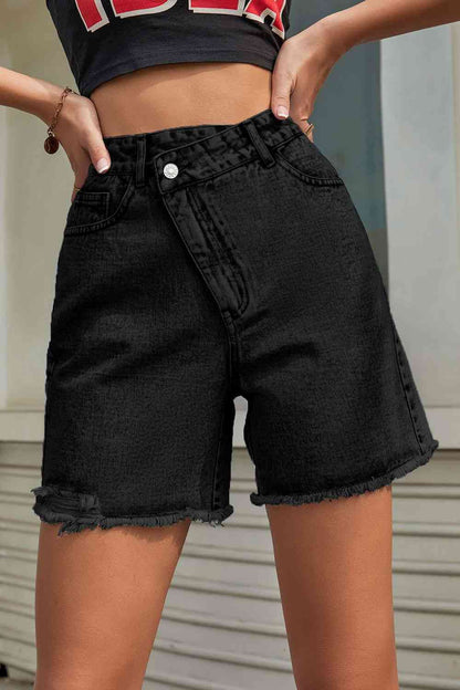 Short en jean boutonné à ourlet brut