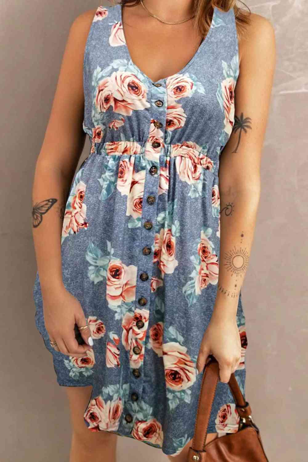 Vestido mágico con botones, sin mangas, estampado con cuello redondo y bolsillos de Double Take