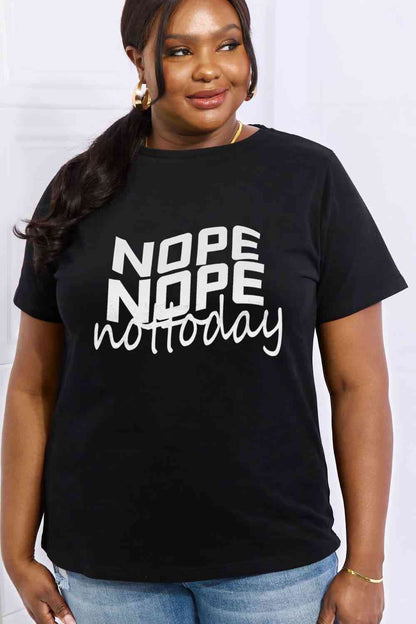 Simply Love T-shirt en coton graphique NOPE NOPE NOT TODAY pleine taille