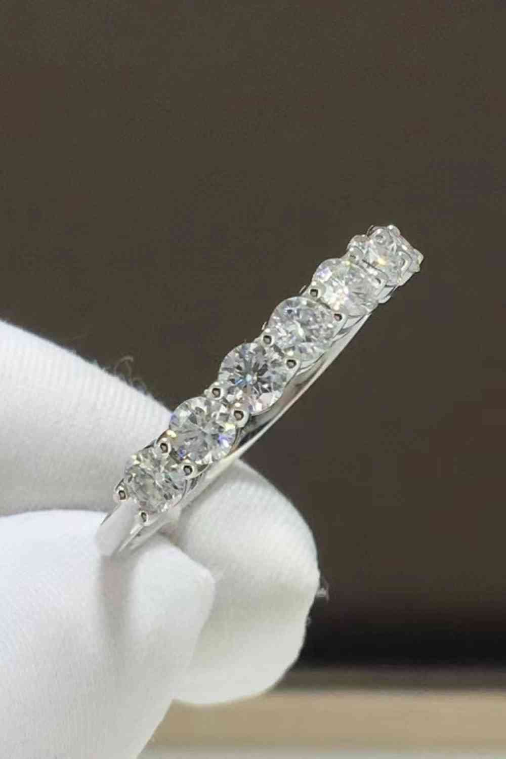 Charmante bague en argent sterling 925 moissanite