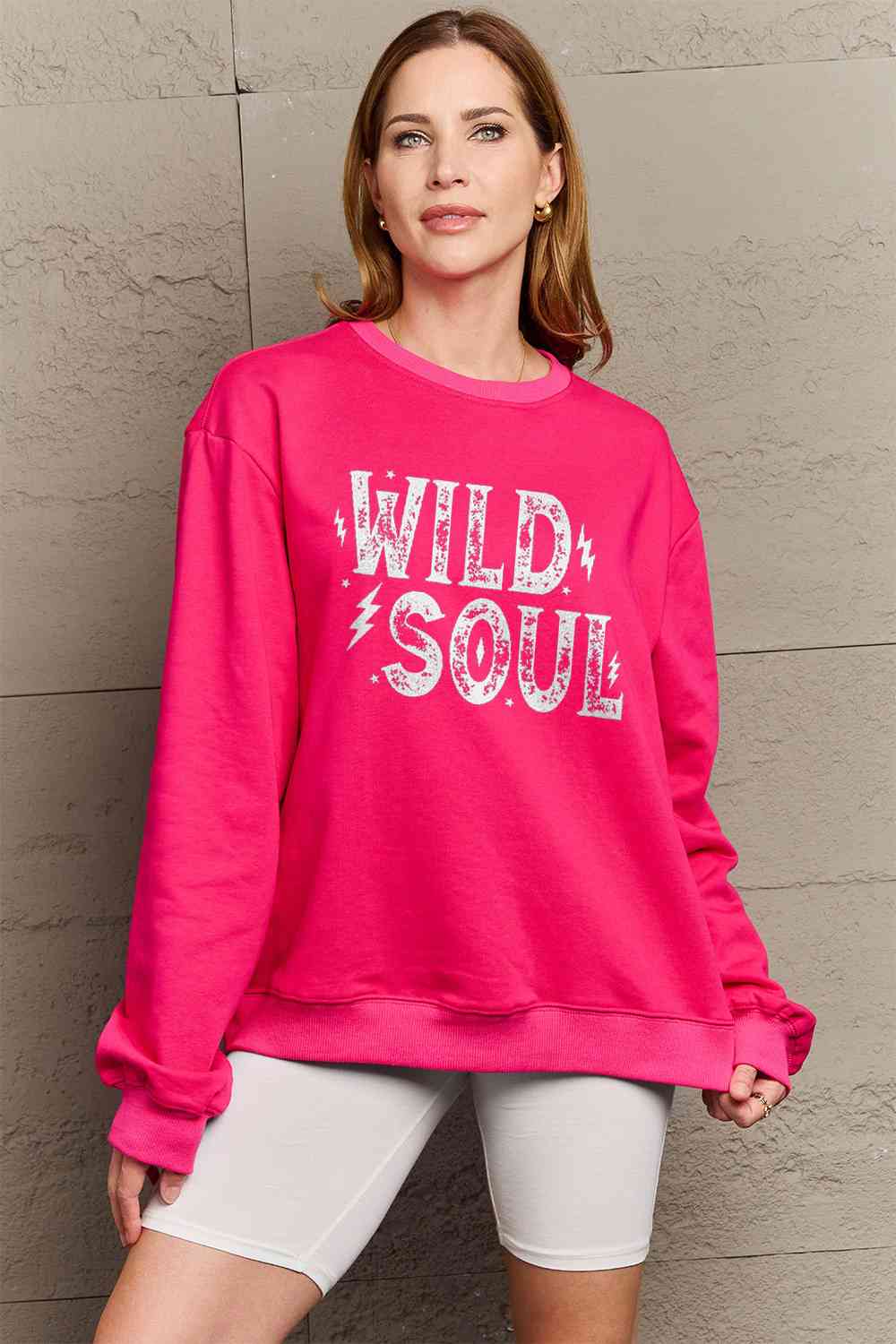 Sudadera con gráfico WILD SOUL de tamaño completo de Simply Love