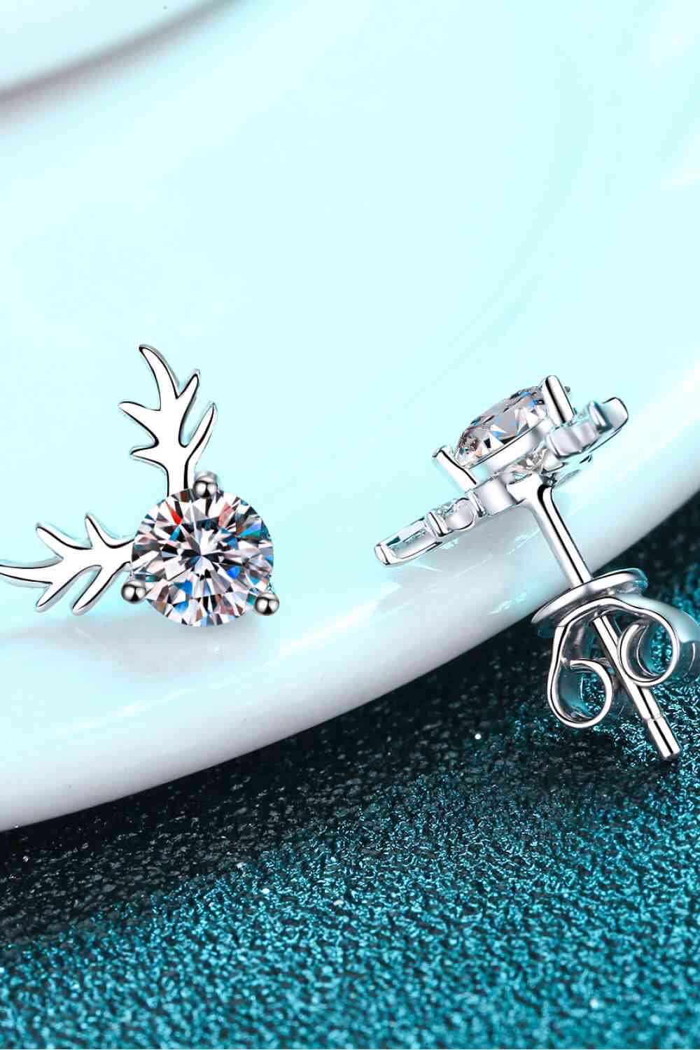 Boucles d'oreilles moissanite en forme de renne en argent sterling 925