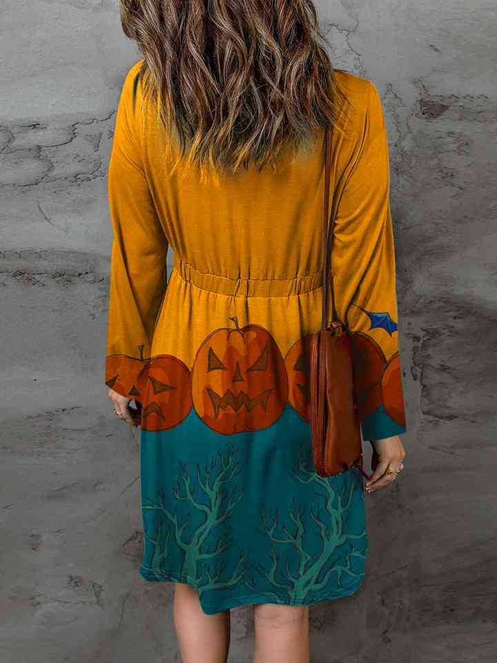 Vestido mágico con manga abullonada y cuello redondo con tema de Halloween de tamaño completo