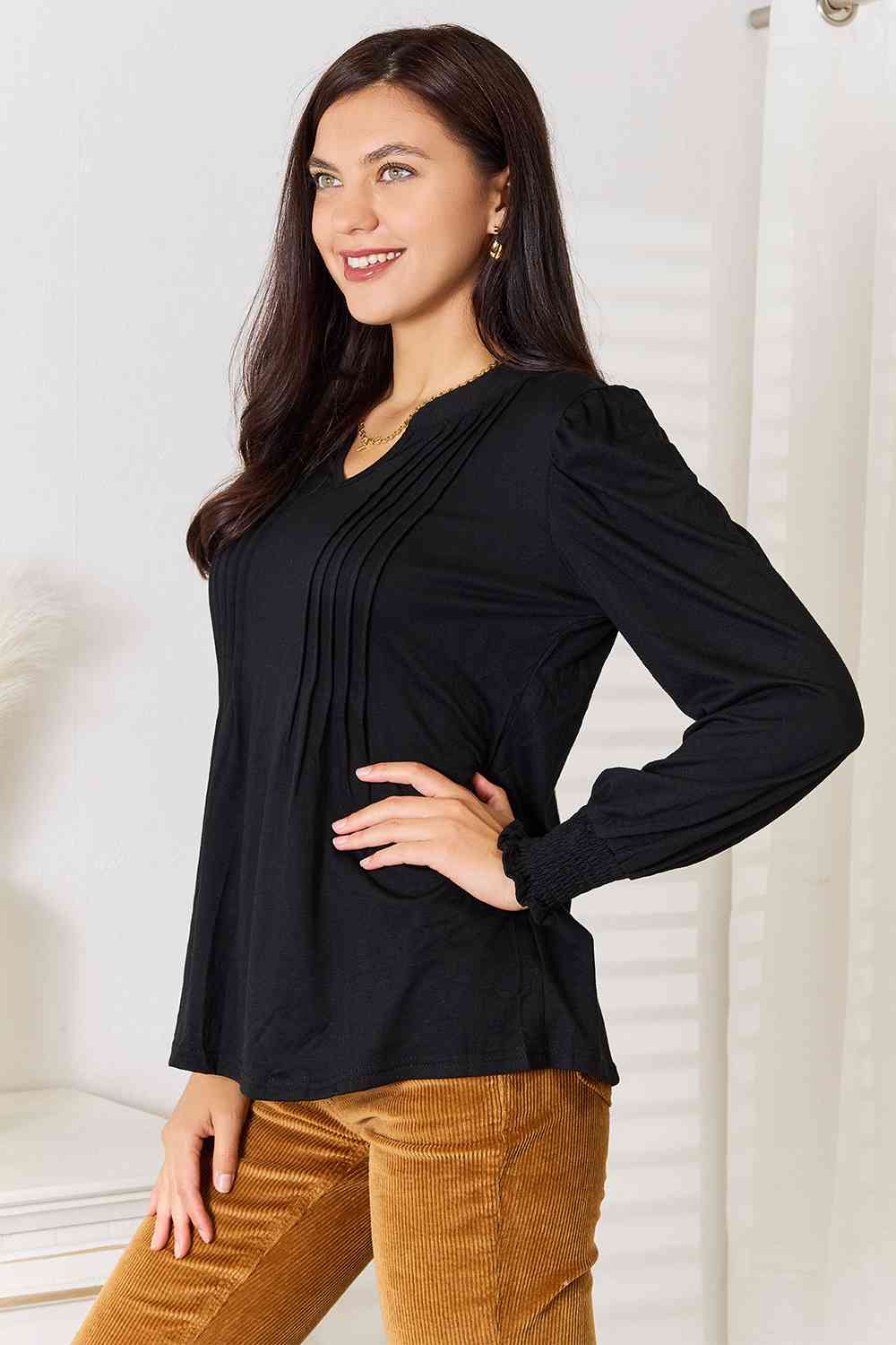 Blusa con mangas abullonadas y cuello con muesca fruncido de Double Take