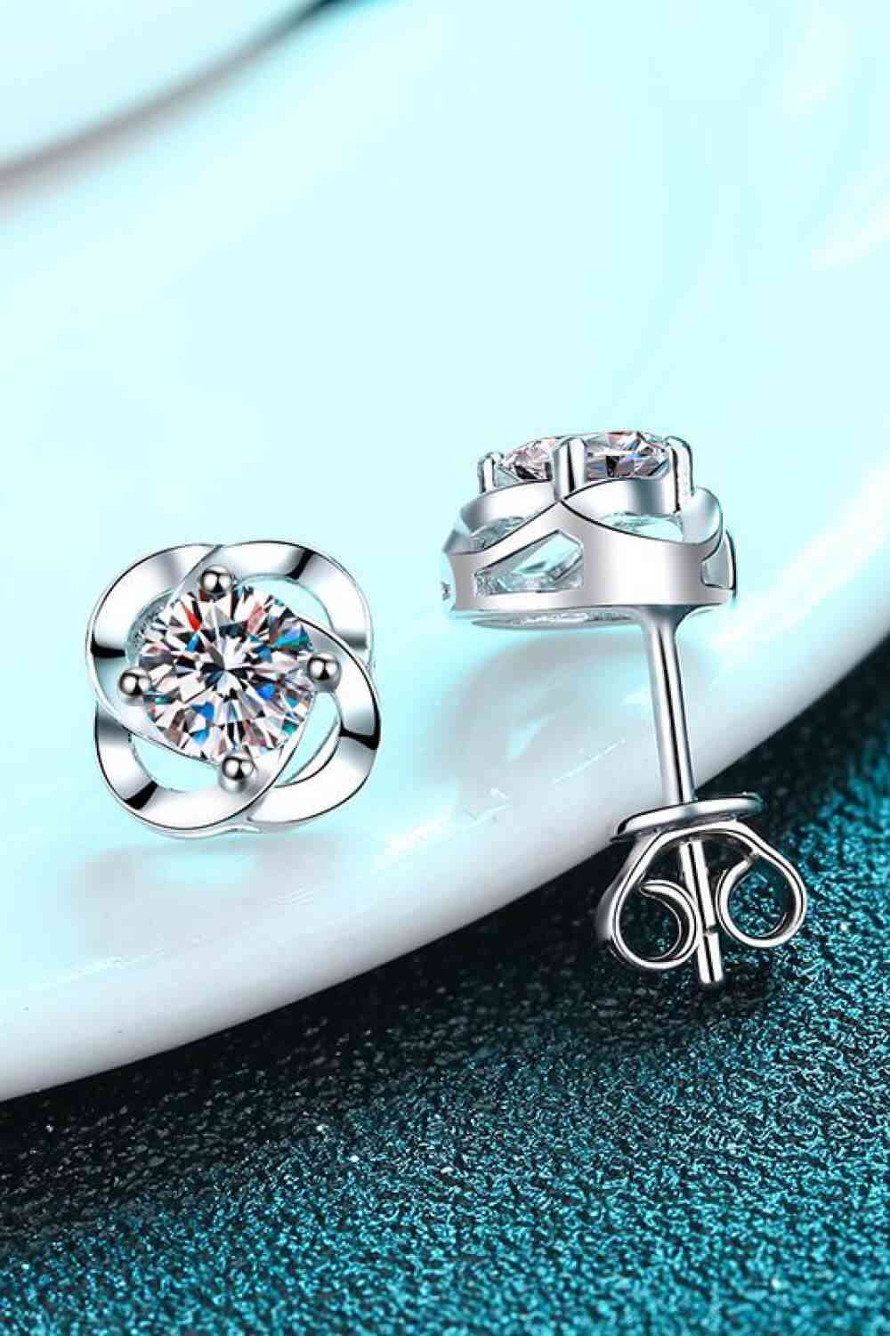 Boucles d'oreilles à tige plaquées rhodium It's Your Day en moissanite