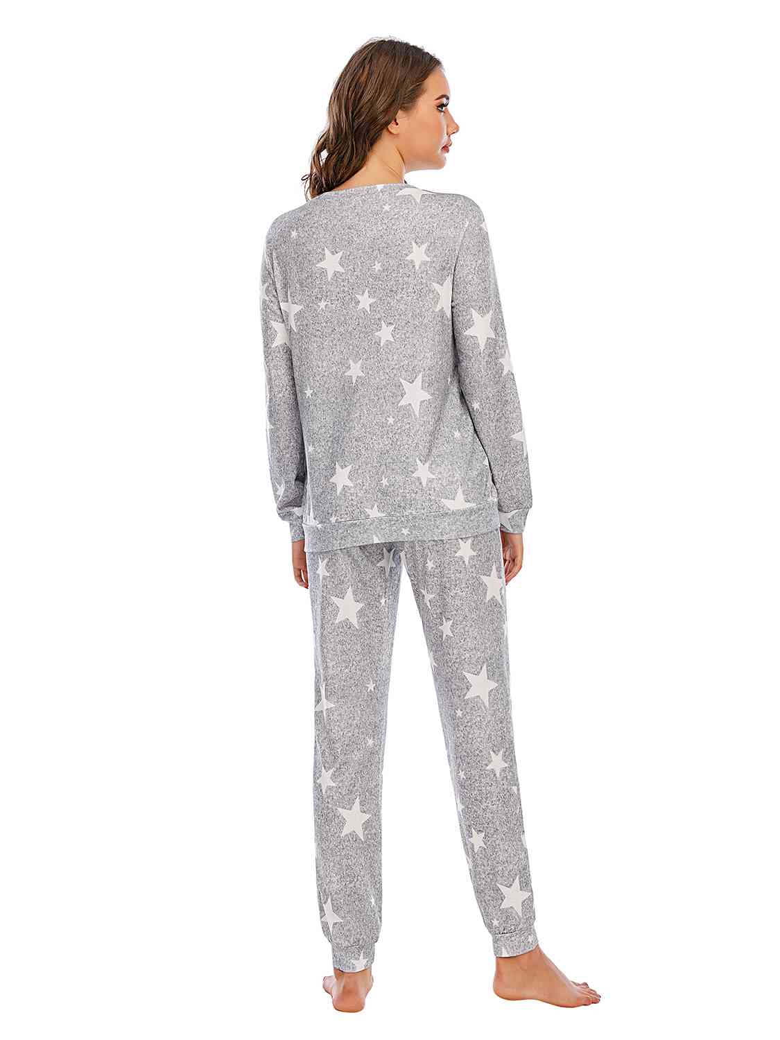 Conjunto lounge de pantalón y top con estrellas