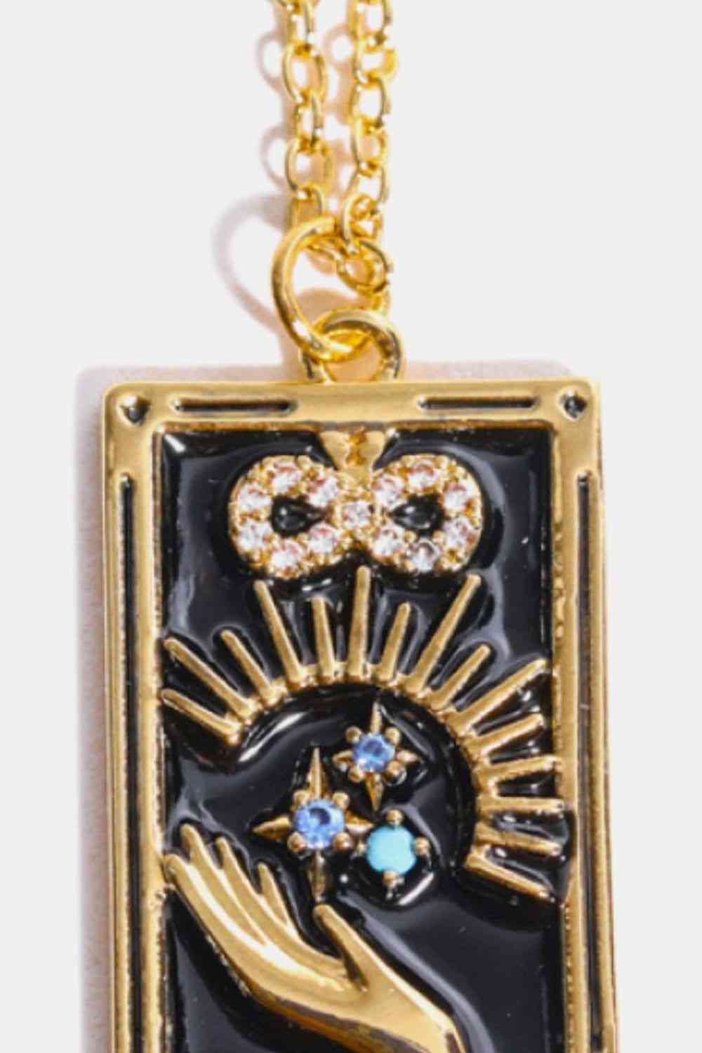 Collier en acier inoxydable avec pendentif carte de tarot