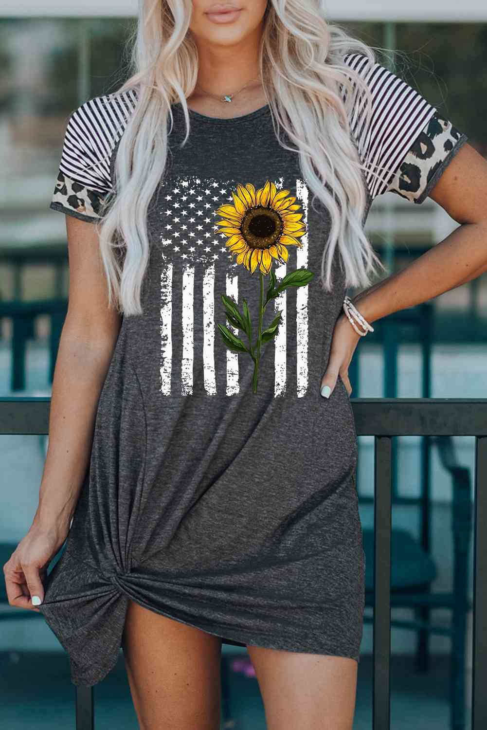 Robe torsadée à imprimés variés et graphiques tournesol