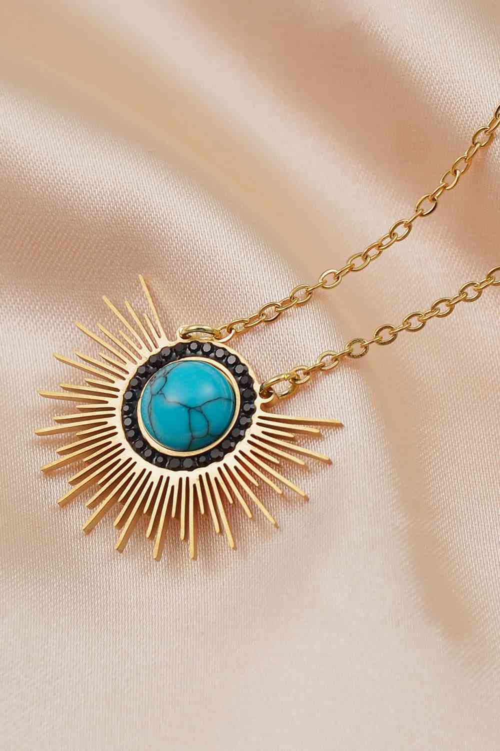 Collier pendentif plaqué or 14 carats turquoise