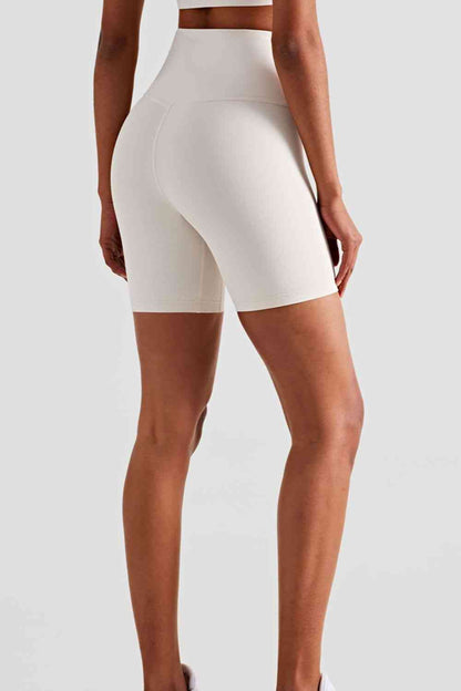 Shorts deportivos con cintura ancha