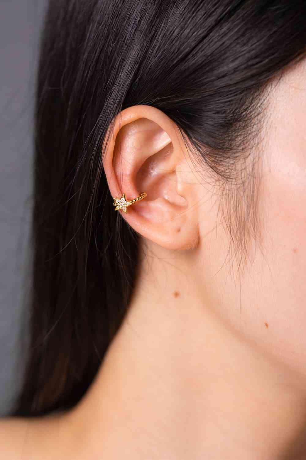 Boucle d'oreille manchette simple étoile en zircon incrusté