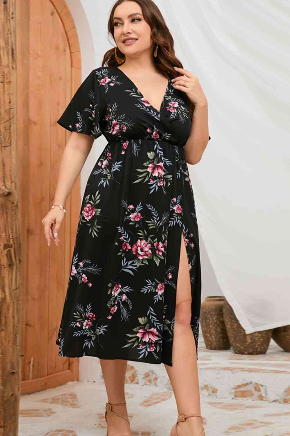Plus Size Floral Short Sleeve Split Dress