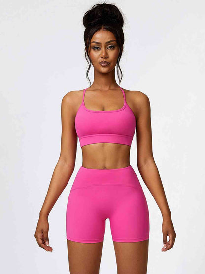 Ensemble soutien-gorge de sport et short à large ceinture