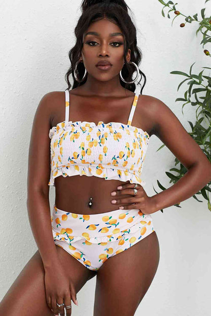 Conjunto de bikini con volantes y estampado de frutas