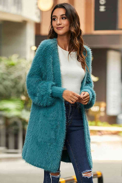 Cardigan pelucheux ouvert sur le devant avec poches