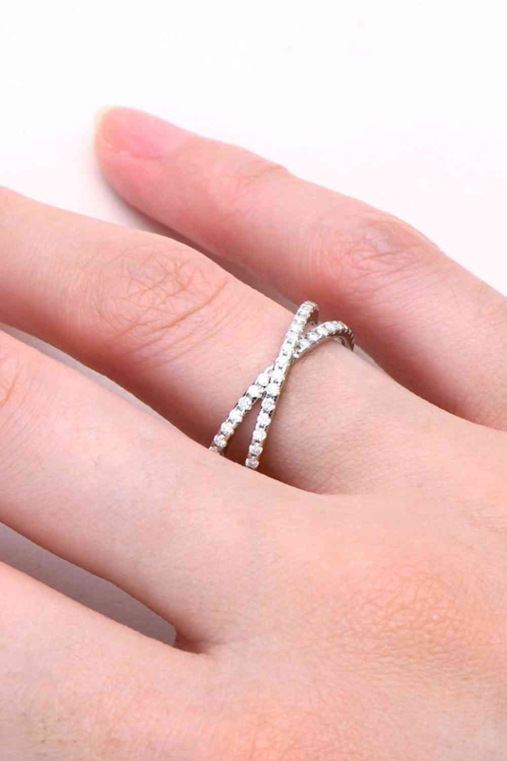 Bague croisée en argent sterling 925 Moissanite